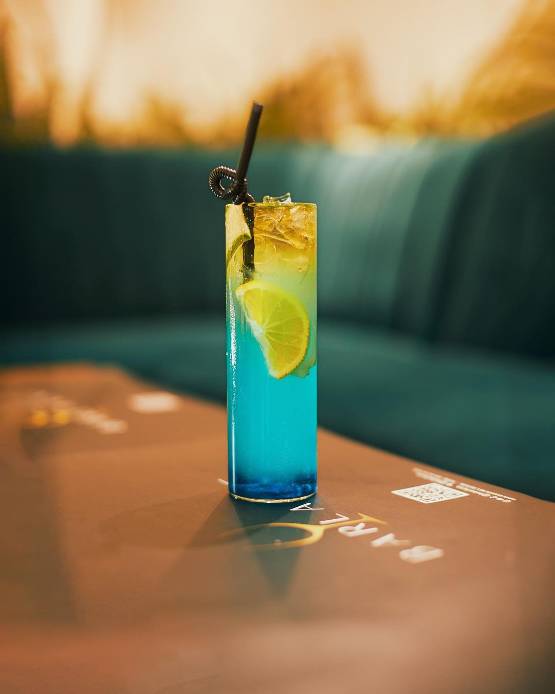Jinsi ya kutengeneza Mocktail ya Blue Ocean
